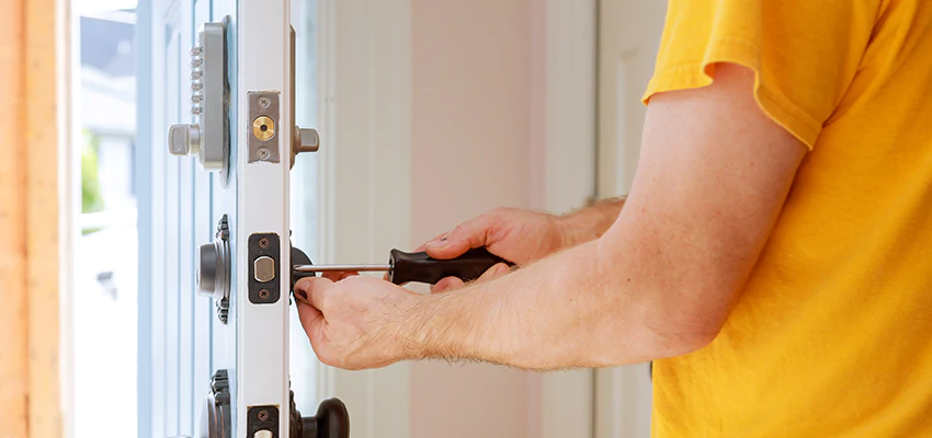 Eviction Locksmith For Key Fob Replacement Services in Florin, CA